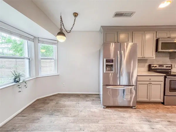 $330,000 | 3123 Lazy Spring Drive, Houston, TX 77080