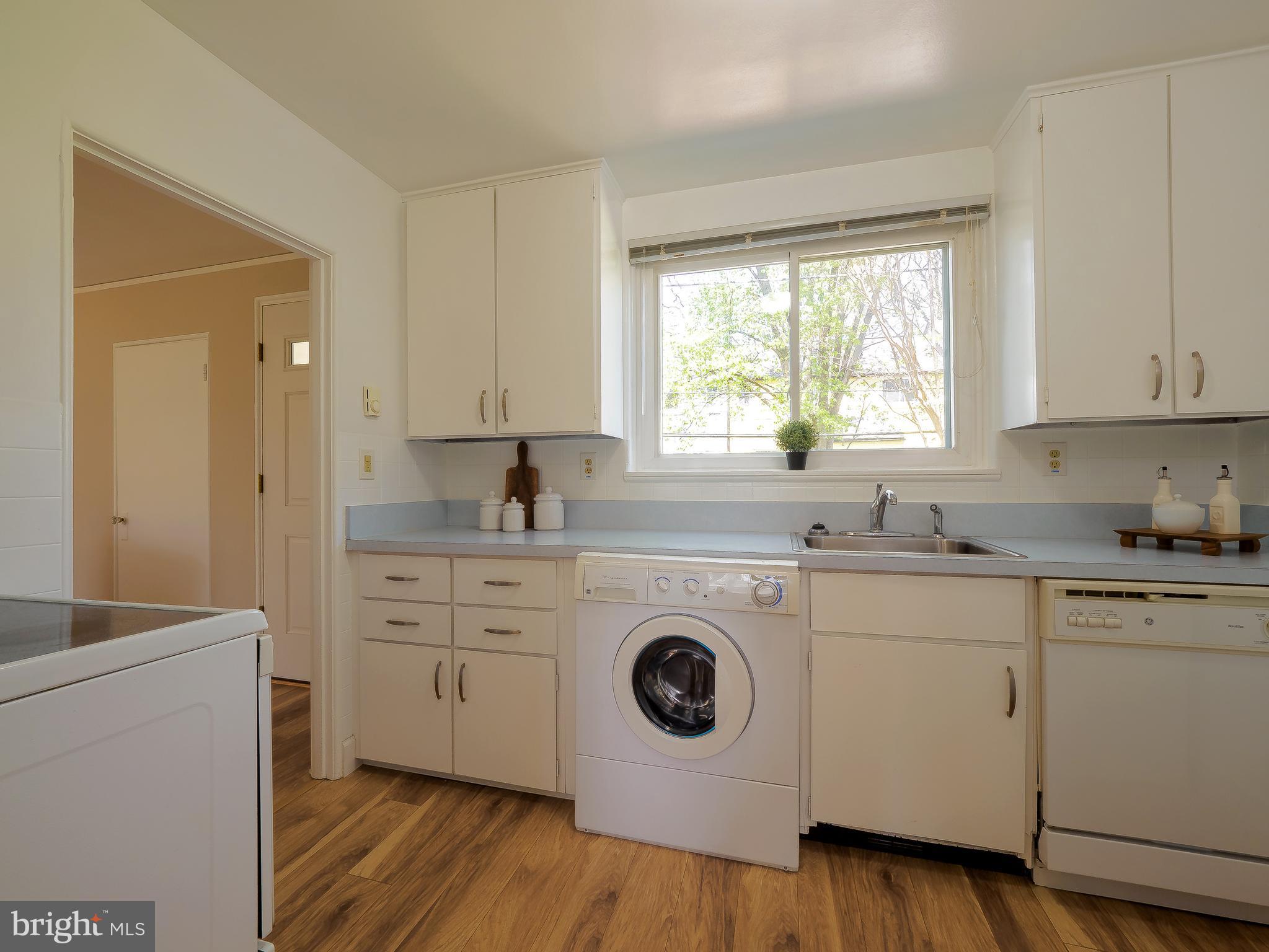 37 Ridge Road, Unit B Greenbelt, MD 20770 - Photo 11 of 35 Gallery Image 11