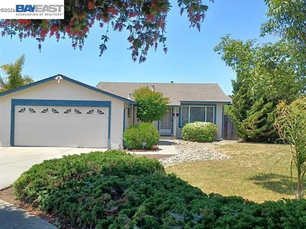 $899,888 | 7601 Redbud Court, Newark, CA 94560