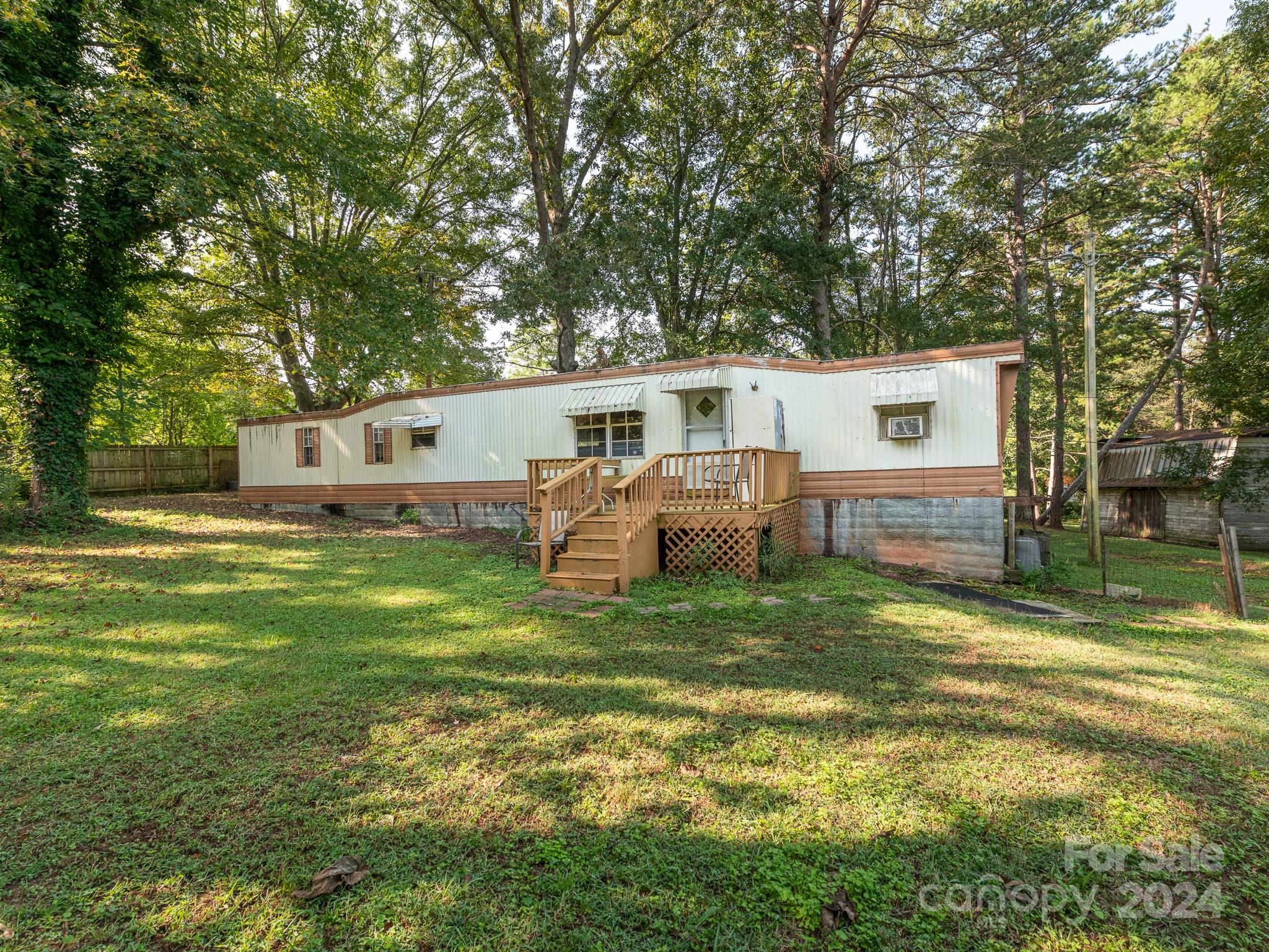 2118 Hillcrest Road Dallas, NC 28034 - Photo 1 of 28 Gallery Image 1