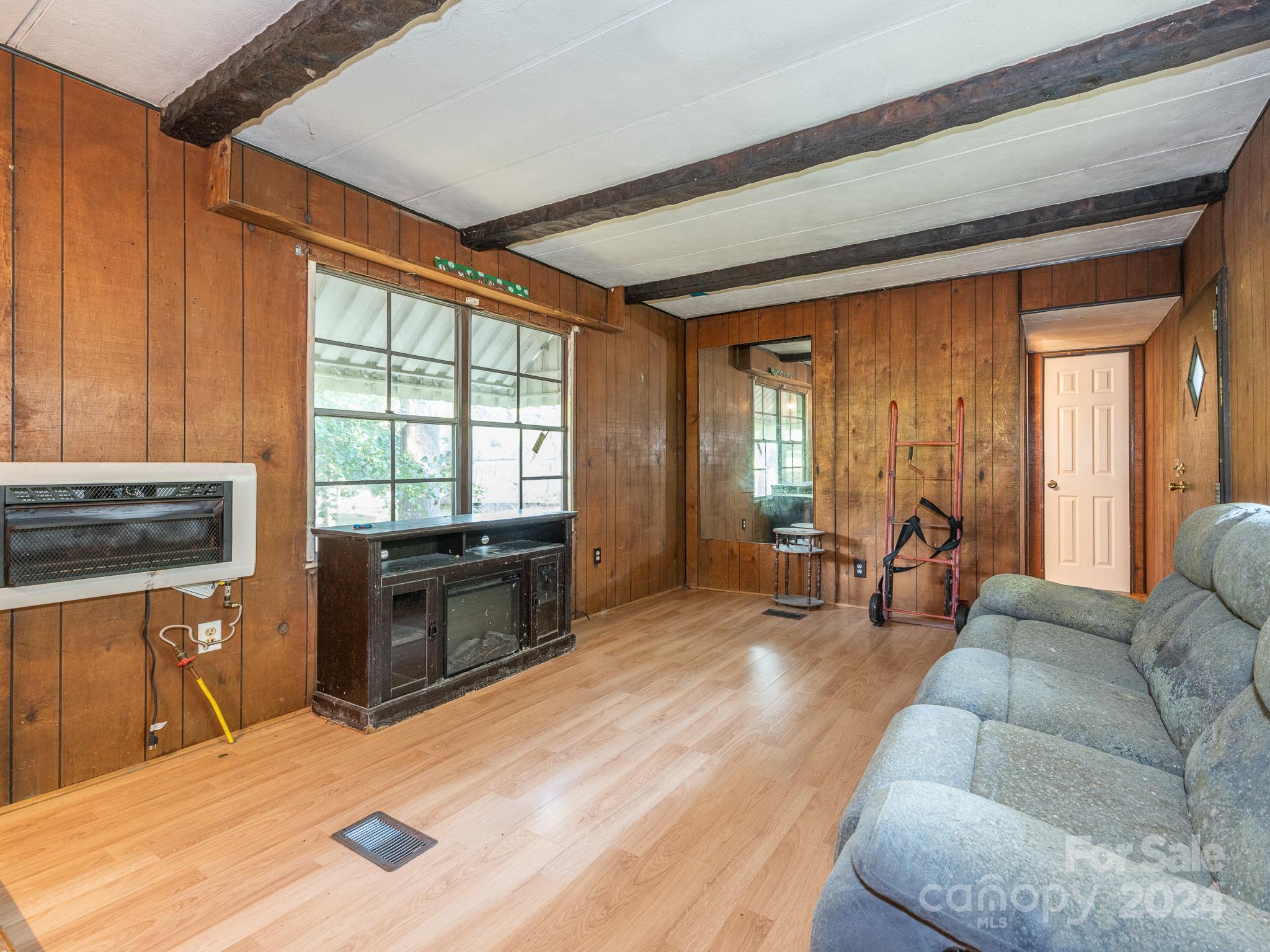 2118 Hillcrest Road Dallas, NC 28034 - Photo 11 of 28 Gallery Image 11