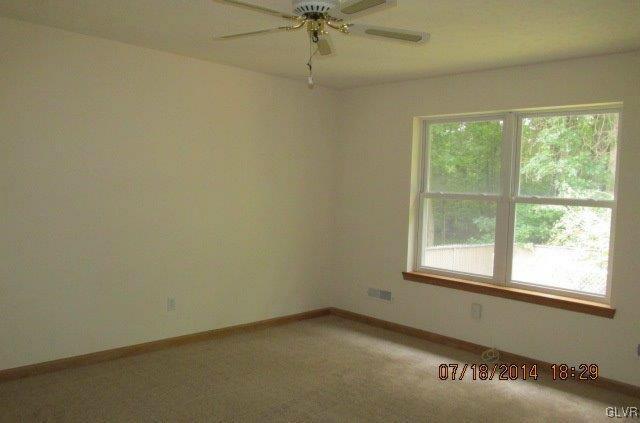 908 Willow Grove Road Pocono Summit, PA 18346 - Photo 13 of 19 Gallery Image 13