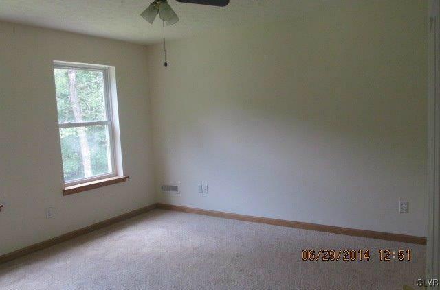 908 Willow Grove Road Pocono Summit, PA 18346 - Photo 3 of 19 Gallery Image 3