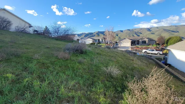 $59,900 | 1817 Frederickson Drive, Clarkston, WA 99403