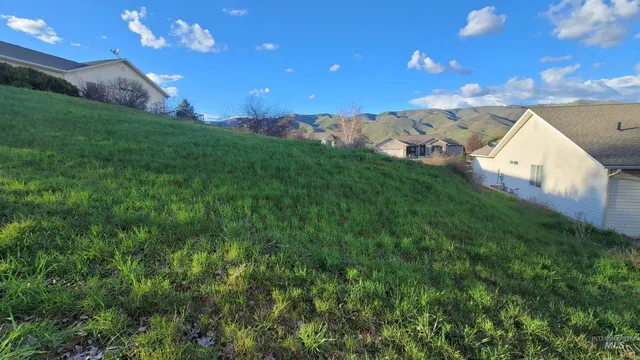 $59,900 | 1817 Frederickson Drive, Clarkston, WA 99403