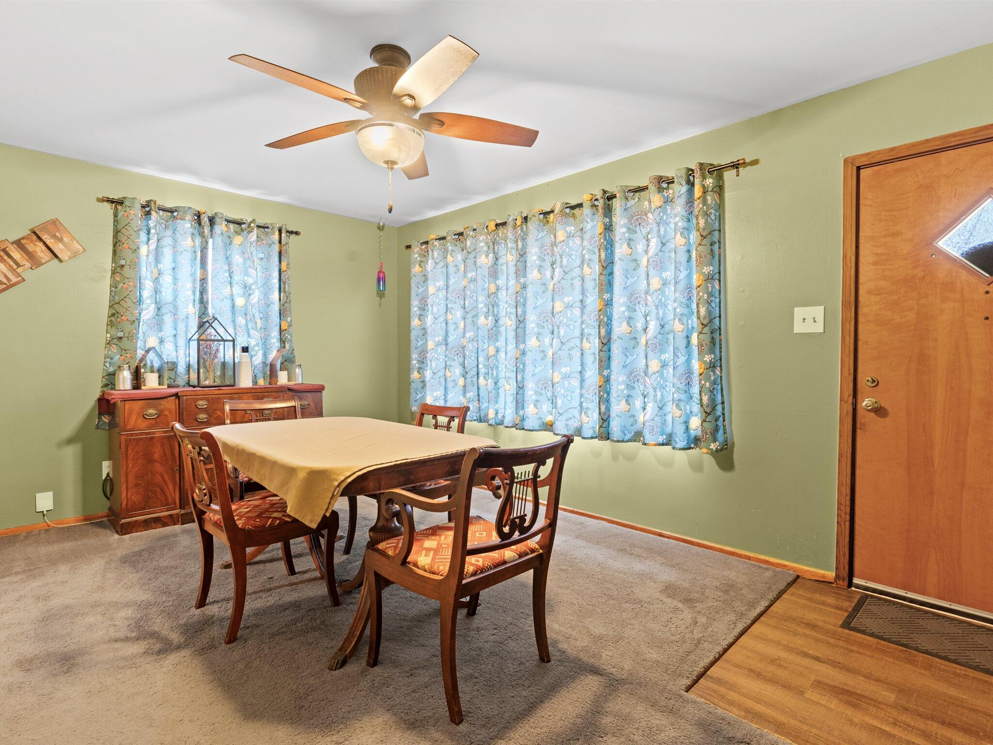 614 West Elm Street Griffith, IN 46319 - Photo 4 of 16 a dining room with furniture and window