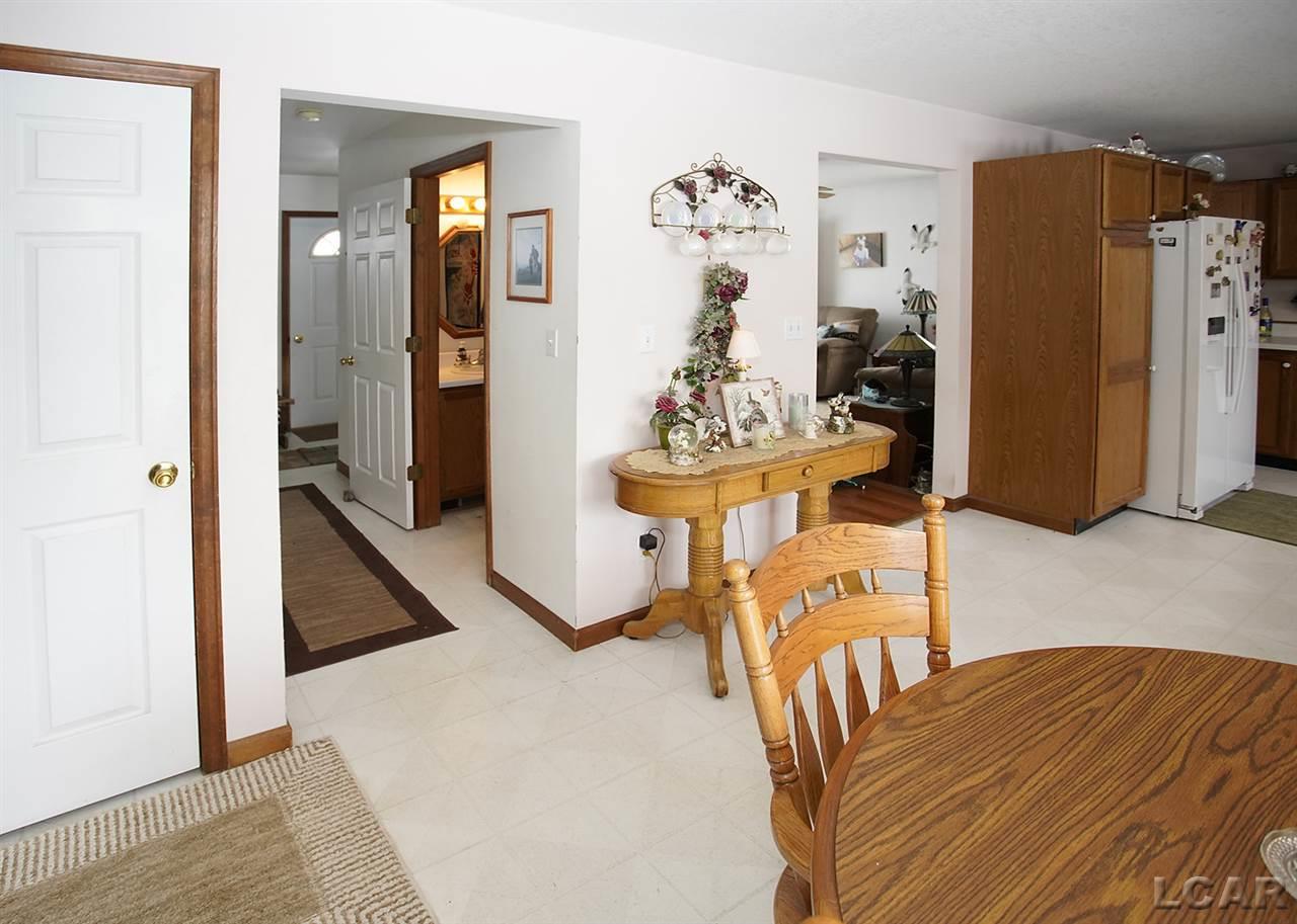 913 North Occidental Road Tecumseh, MI 49286 - Photo 11 of 30 50034267-10.JPG