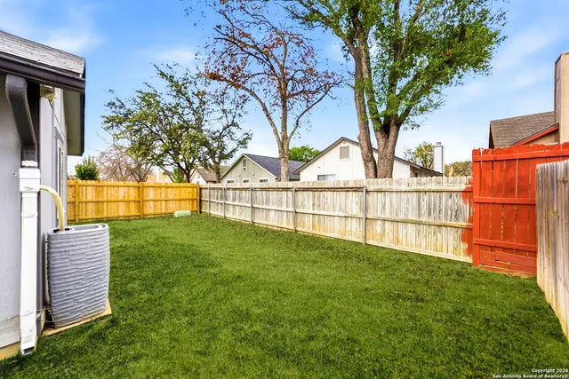 $1,600 | 3325 Stoney Square, San Antonio, TX 78247