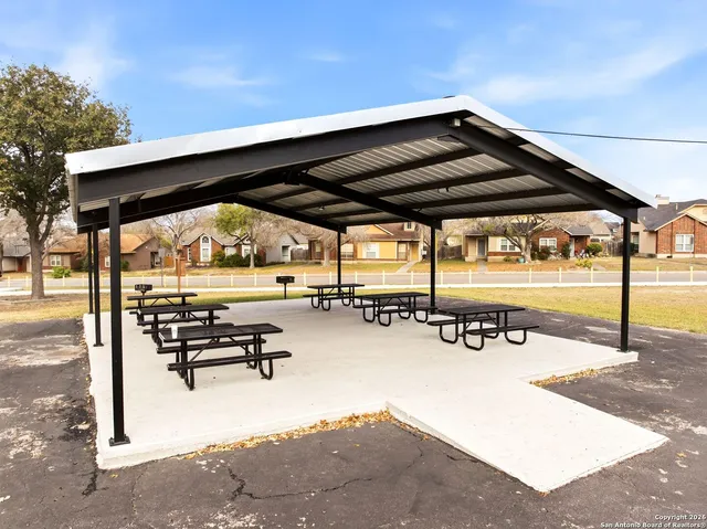 $1,600 | 3325 Stoney Square, San Antonio, TX 78247