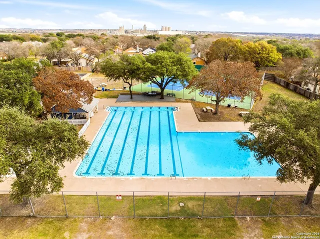 $1,600 | 3325 Stoney Square, San Antonio, TX 78247