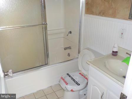 796 Masons Beach Road Deale, MD 20751 - Photo 13 of 18 Main Bathroom