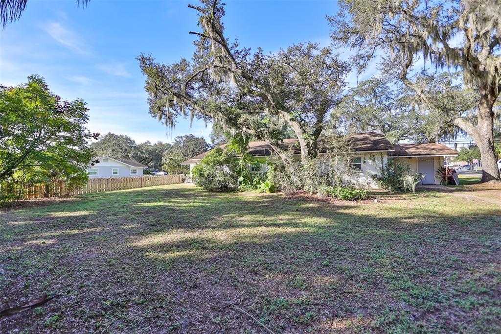 103 North Kingsway Road Seffner, FL 33584 - Photo 22 of 27 Gallery Image 22