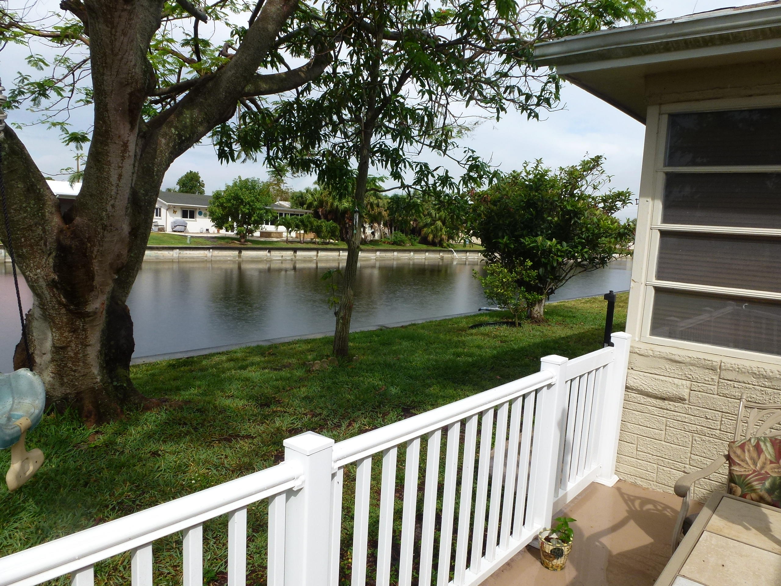 6005 Northwest 68th Avenue Tamarac, FL 33321 - Photo 13 of 25 Back porch