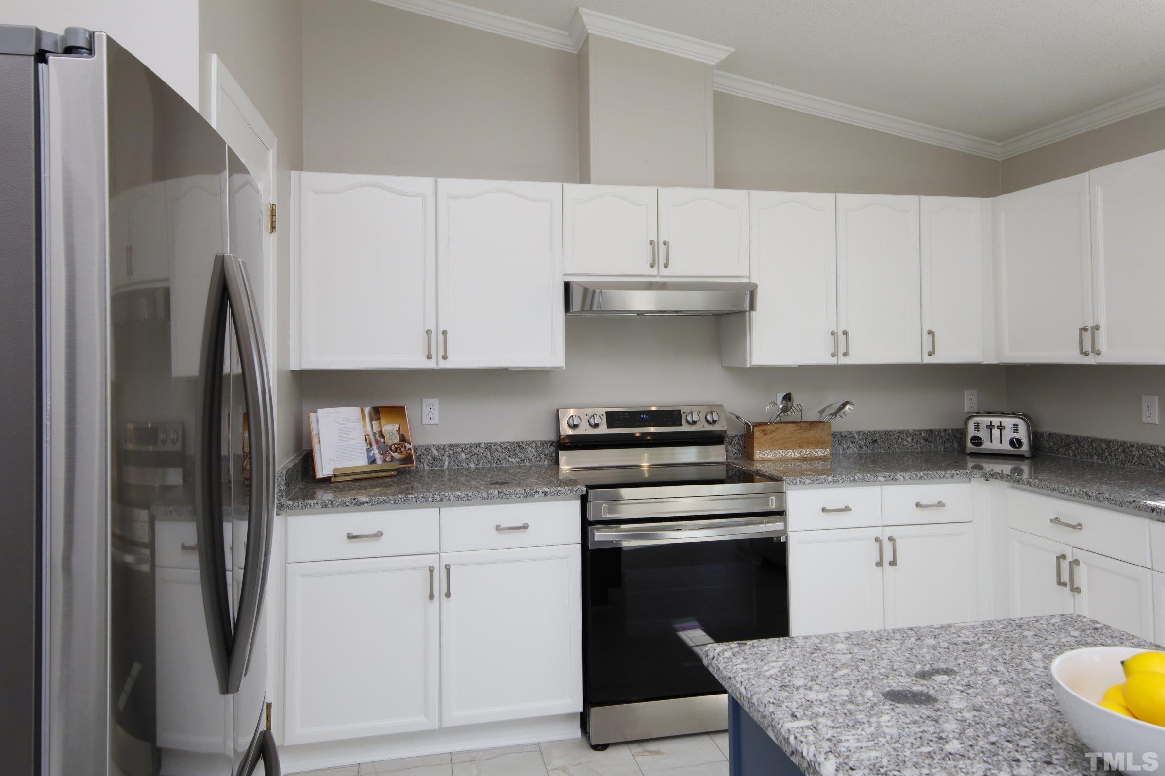 1205 Lexington Farm Road Apex, NC 27502 - Photo 15 of 36 Gallery Image 15