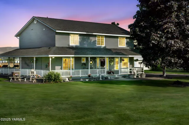 $685,000 | 413 North Albro Road, Prosser, WA 99350