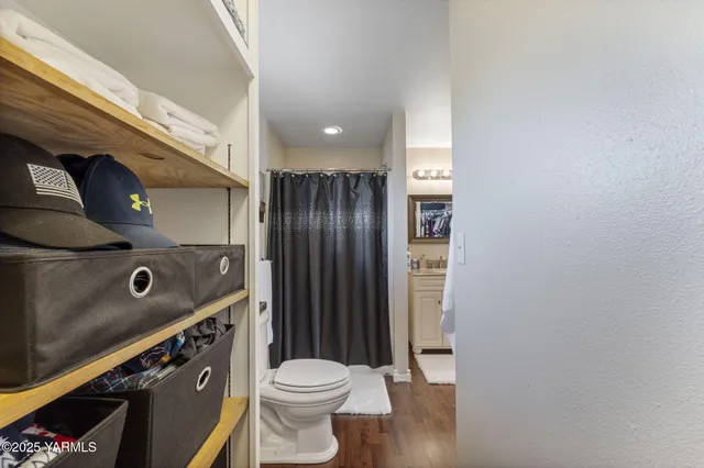 $685,000 | 413 North Albro Road, Prosser, WA 99350