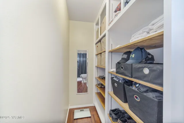 $685,000 | 413 North Albro Road, Prosser, WA 99350