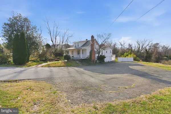 $4,500,000 | 4464 North Old Glebe Road, Arlington, VA 22207