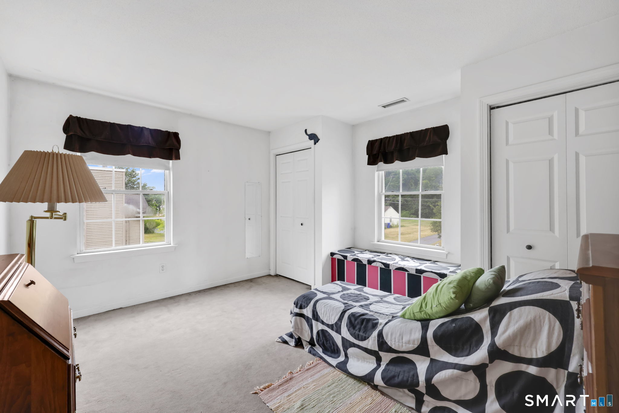 34 Laurel Street Enfield, CT 06082 - Photo 25 of 38