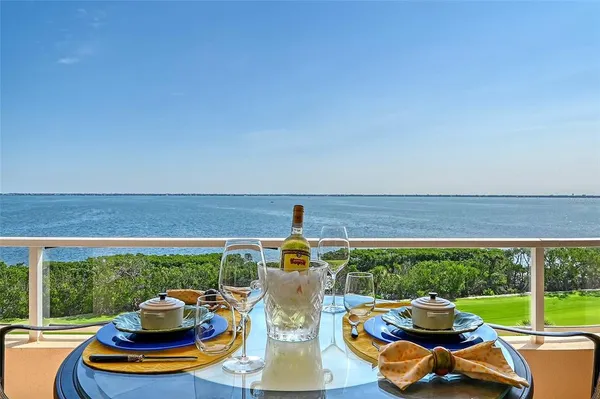 $799,000 | 3070 Grand Bay Boulevard, Unit 644, Longboat Key, FL 34228