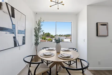 $525,000 | 243 Castro Street, San Leandro, CA 94577