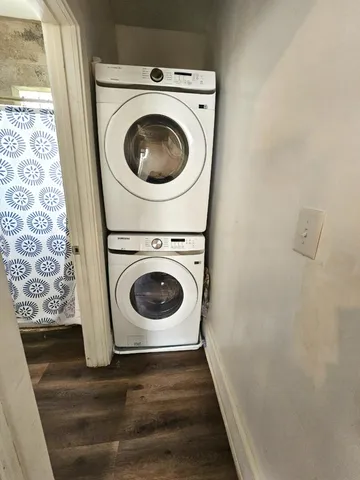 $184,500 | 454 South Des Plaines Street, Joliet, IL 60436