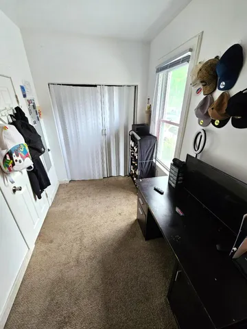 $184,500 | 454 South Des Plaines Street, Joliet, IL 60436