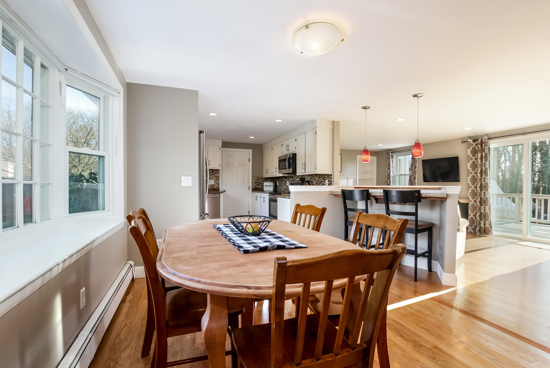 31 Nickerson Road Orleans, MA 02653 - Photo 5 of 18 004-photo--6681705