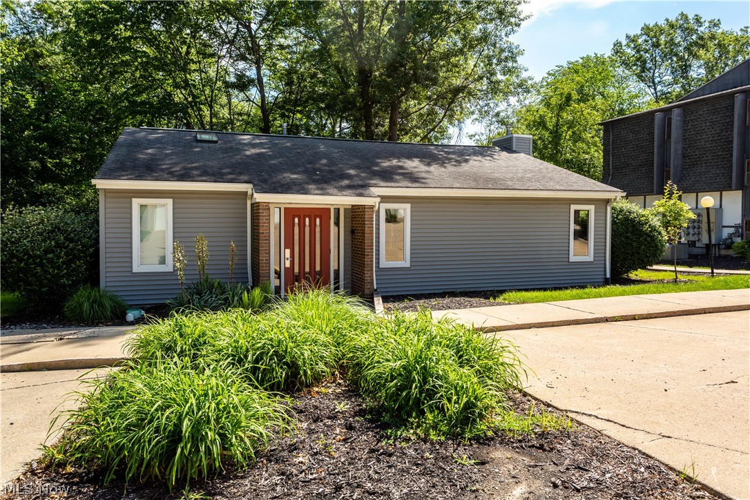 4750 Oak Point Road, Unit 104 Lorain, OH 44053 - Photo 30 of 34 Community Room