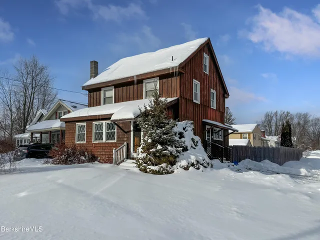 $224,900 | 461 Elm Street, Pittsfield, MA 01201
