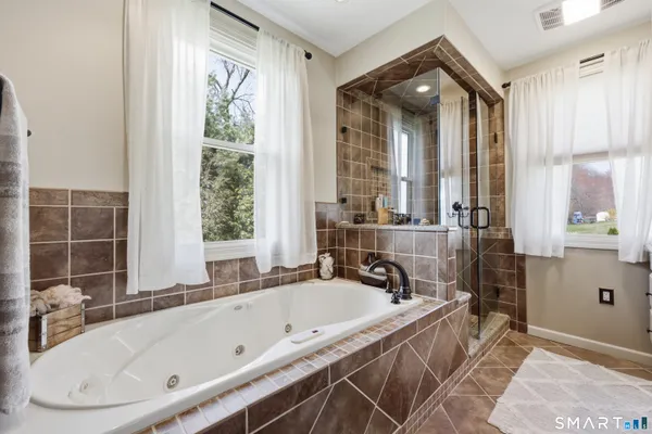 $564,900 | 68 Suncrest Drive, Somers, CT 06071