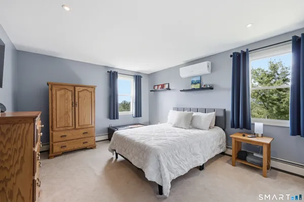 $564,900 | 68 Suncrest Drive, Somers, CT 06071