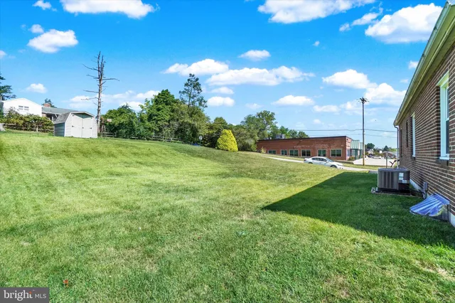 $244,900 | 1601 Bannister Street, York, PA 17404