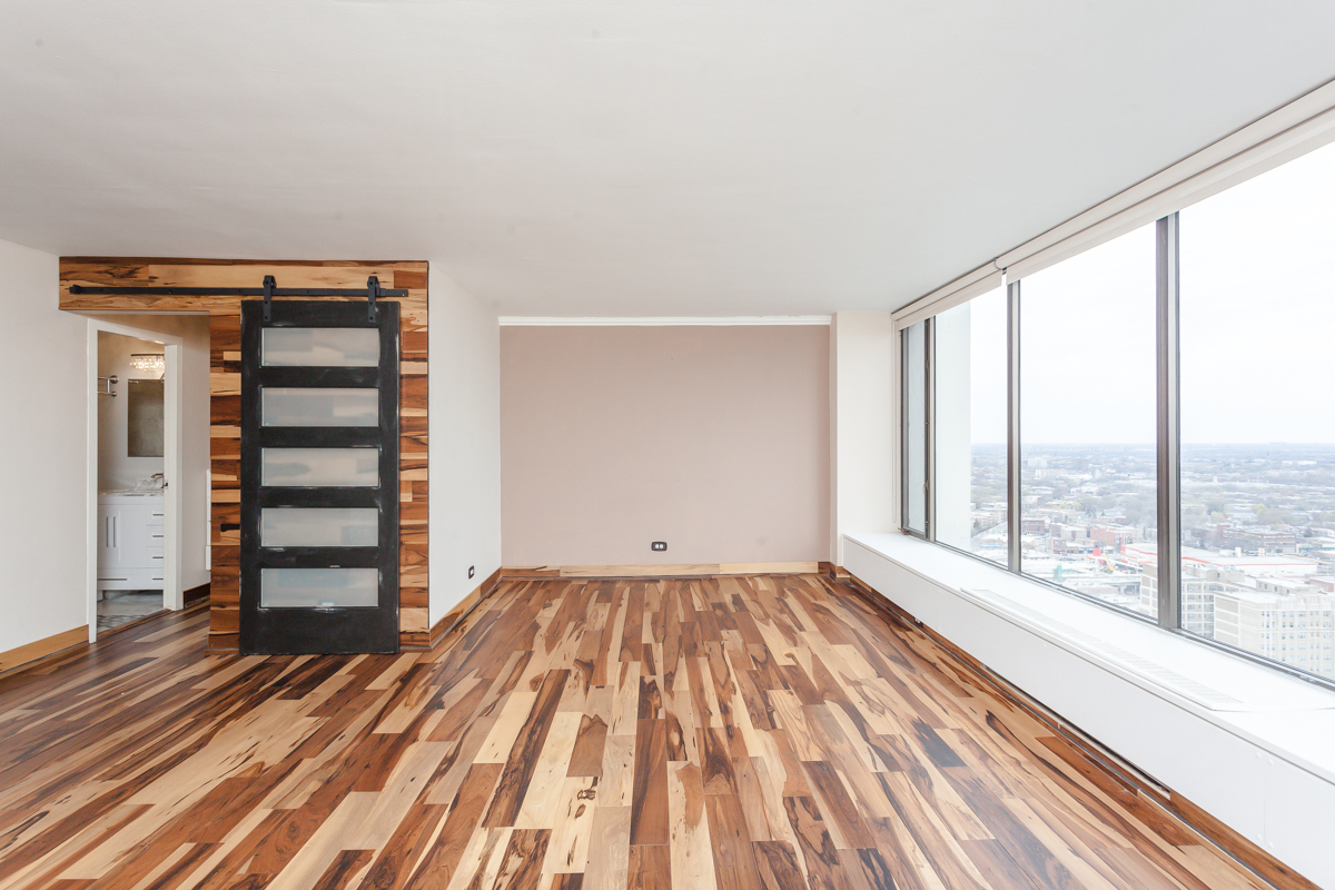 5455 North Sheridan Road, Unit 3307 Chicago, IL 60640 - Photo 10 of 21 wooden floor in a room