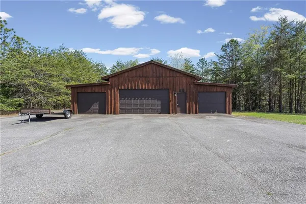 $715,000 | 148 Henry Mack Hill Road, Rydal, GA 30171