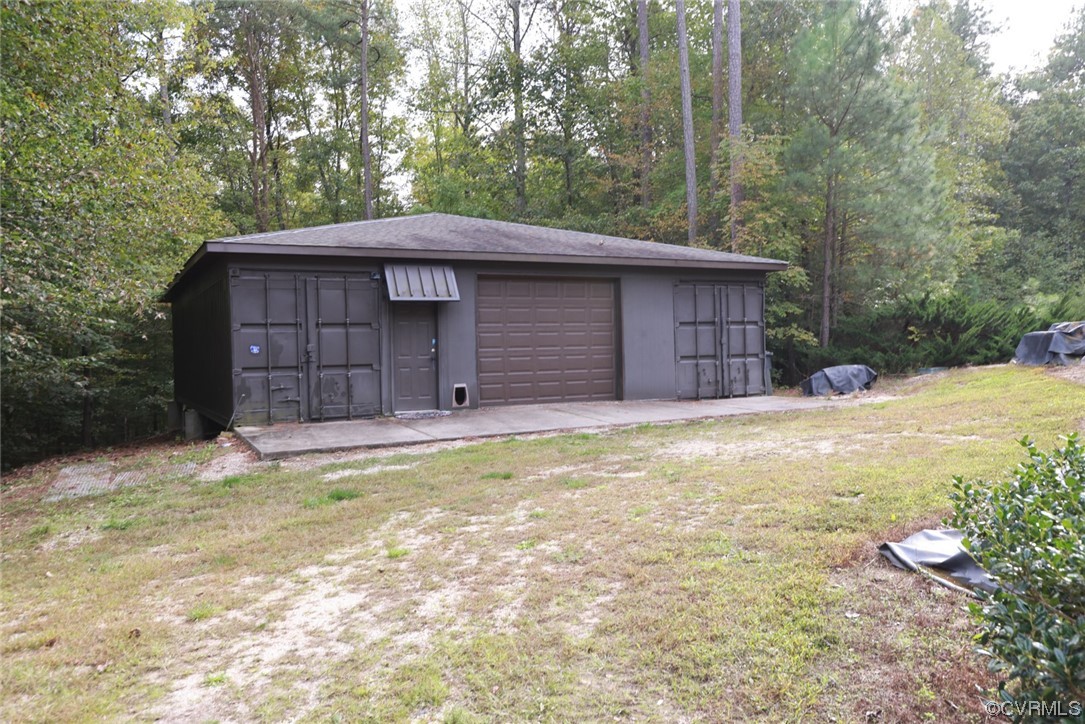 14440 Yankeetown Road Ashland, VA 23005 - Photo 45 of 50 a house view with a outdoor space