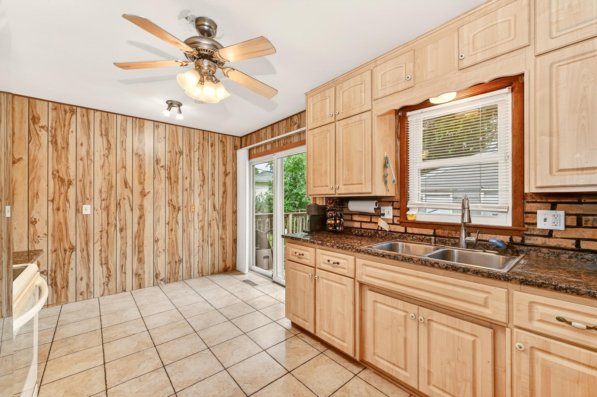 2412 25th Street Northwest Rochester, MN 55901 - Photo 7 of 25