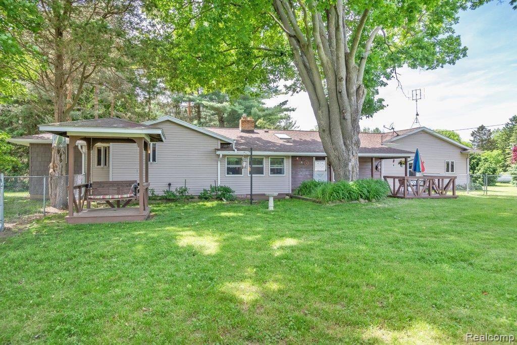 1890 Callis Road Lapeer, MI 48446 - Photo 6 of 51 2Y7A5951.jpg