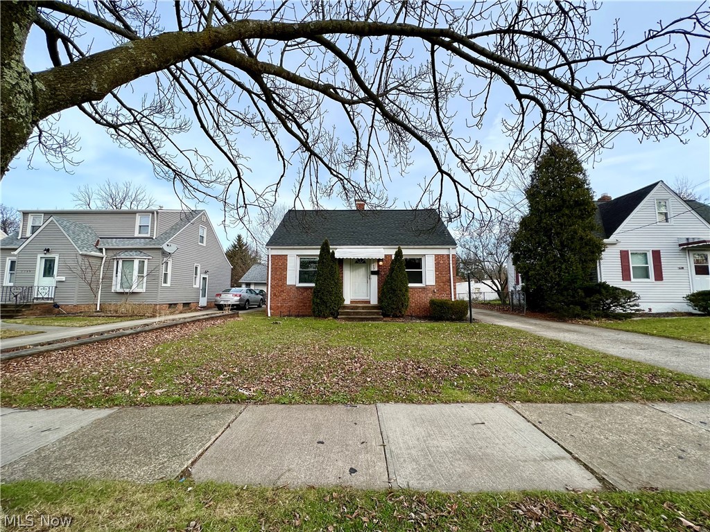 1163 Irene Road Lyndhurst, OH 44124 - Photo 3 of 35