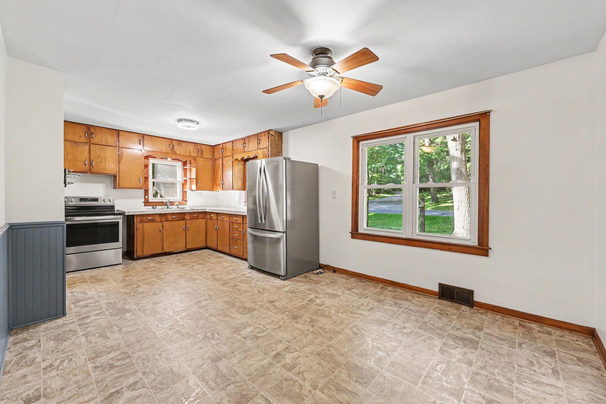 4200 Albion Road Concord, MI 49237 - Photo 10 of 33 007_file_4986