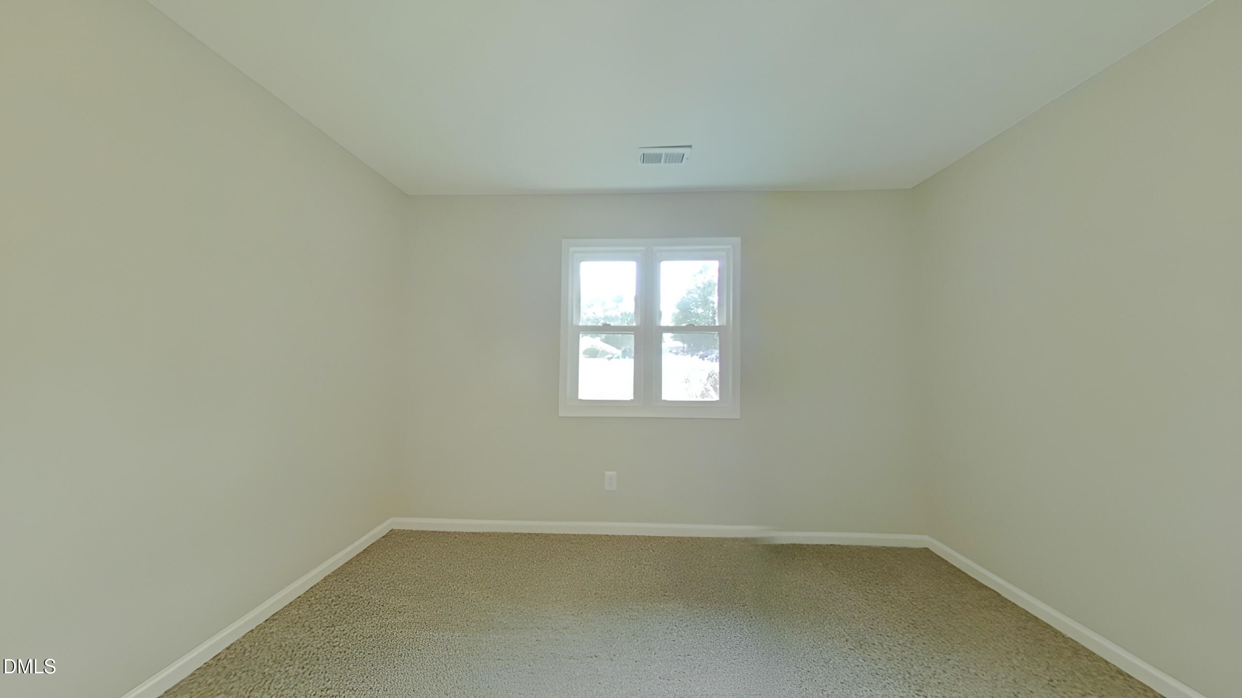 43 Redbud Court Durham, NC 27713 - Photo 8 of 15 an empty room with a window