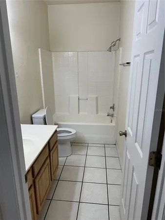 $1,800 | 530 Belltower Avenue, Unit 1C, Deltona, FL 32725