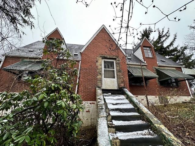 428 Lebanon Church Road Pittsburgh, PA 15236 - Photo 2 of 30 Gallery Image 2