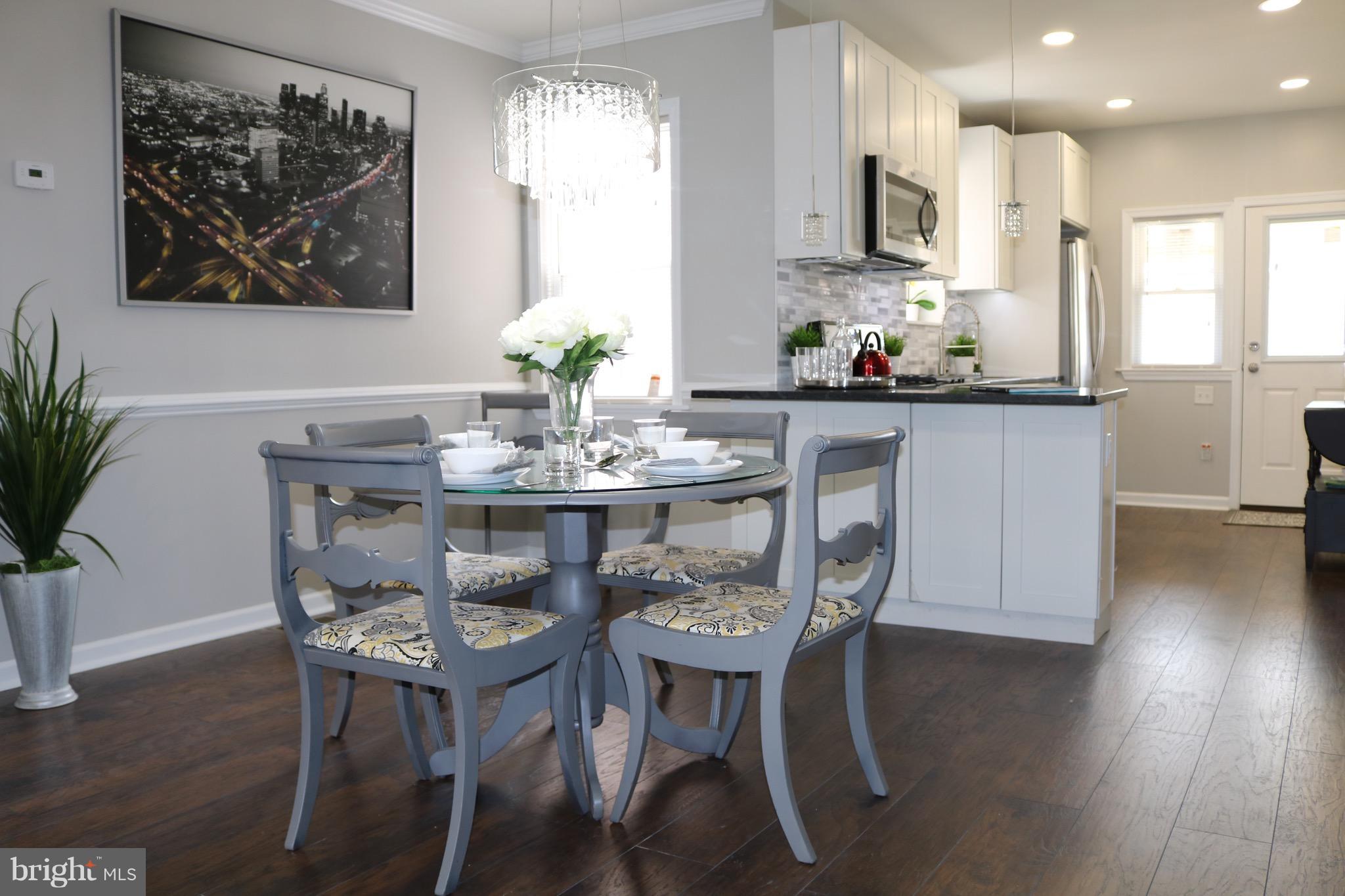 3817 Flowerton Road Baltimore, MD 21229 - Photo 8 of 27 Dining Room