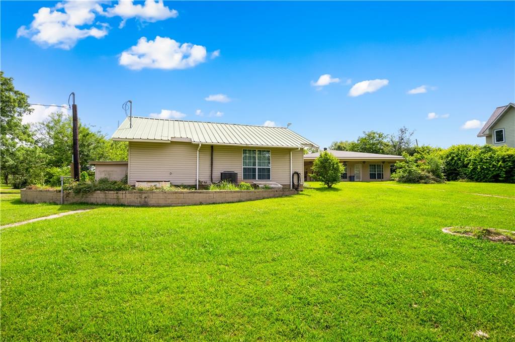 720 Hog Island Road Dry Prong, LA 71423 - Photo 19 of 60