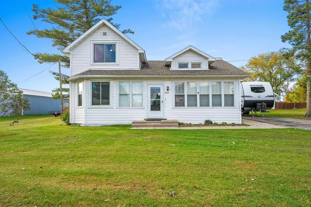 $139,900 | S327 Section Street, Stephenson, MI 49887