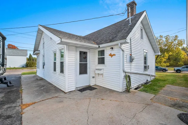 $139,900 | S327 Section Street, Stephenson, MI 49887