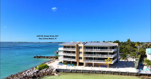 $1,299,999 | 1133 West Ocean Drive, Unit 17, Key Colony Beach, FL 33050