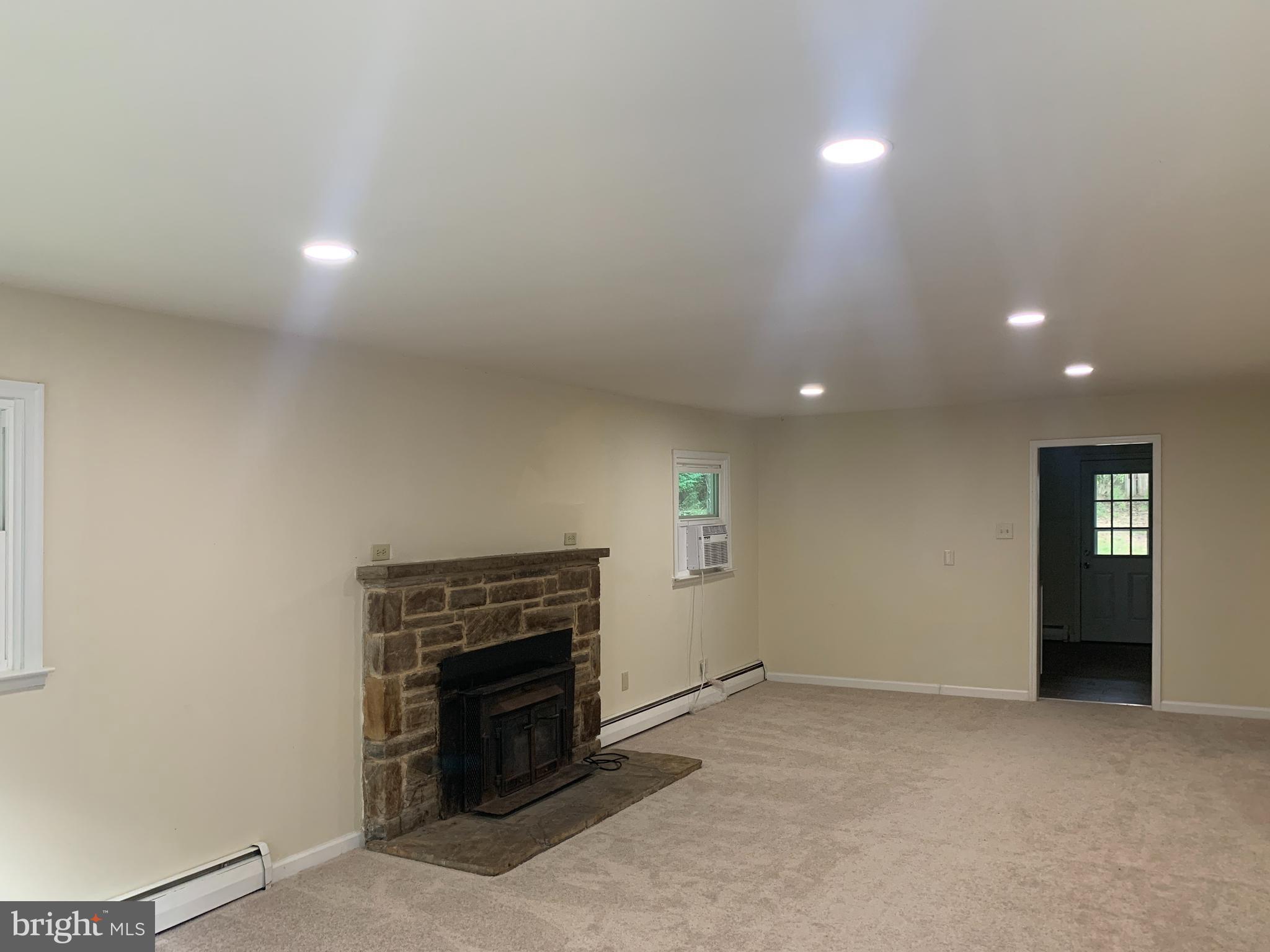 2302 Mountain Road Haymarket, VA 20169 - Photo 8 of 20