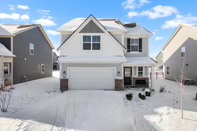 $339,900 | 726 Oxford Lane, Danville, IN 46122